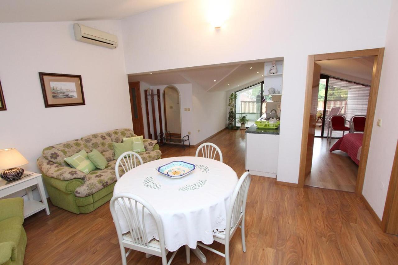 Apartments Daria Rovinj Exterior photo
